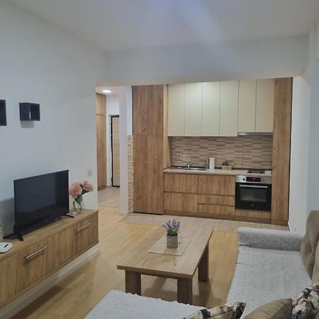 Apartamento Golden Sun Skopie Exterior foto